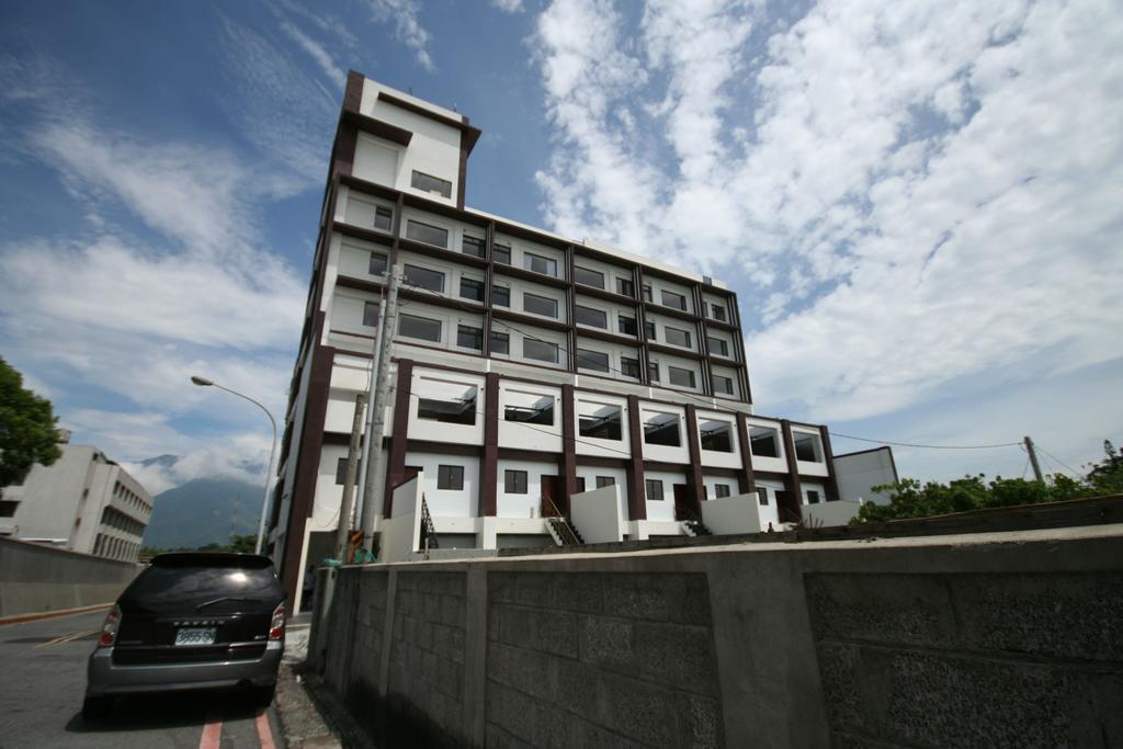 Fair Tale Motel - Sea Chua-lien Exteriér fotografie